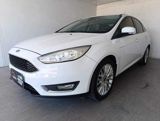 FORD FOCUS 2.0 SE PLUS 16V FLEX 4P POWERSHIFT